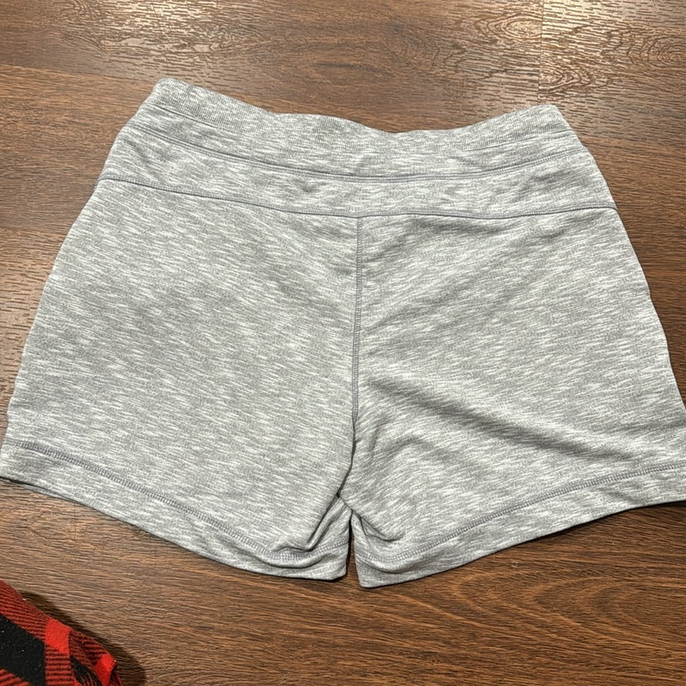 Athleta shorts - Picture 6 of 7